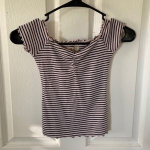 off the shoulder Hollister shirt